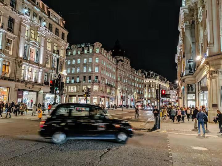 Shh! Oxford St Dream-Come-True Fam Design Hot Spot Londres Extérieur photo