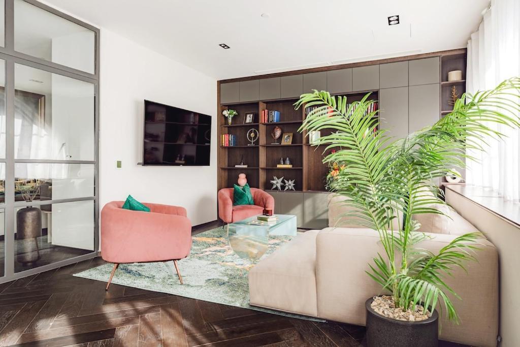 Shh! Oxford St Dream-Come-True Fam Design Hot Spot Londres Extérieur photo