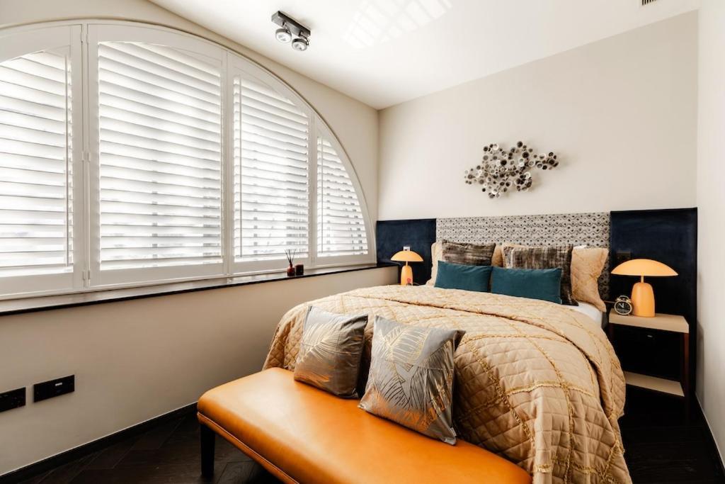 Shh! Oxford St Dream-Come-True Fam Design Hot Spot Londres Extérieur photo
